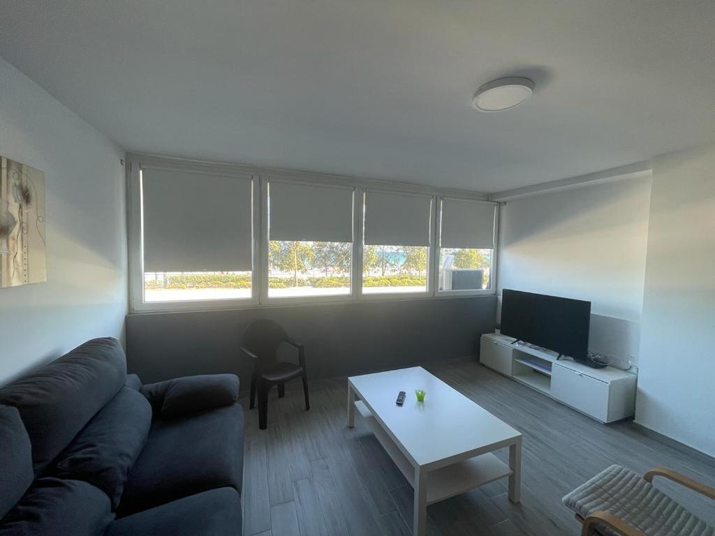 Postiguet Apartamento Ventura Premium Alicante Bagian luar foto